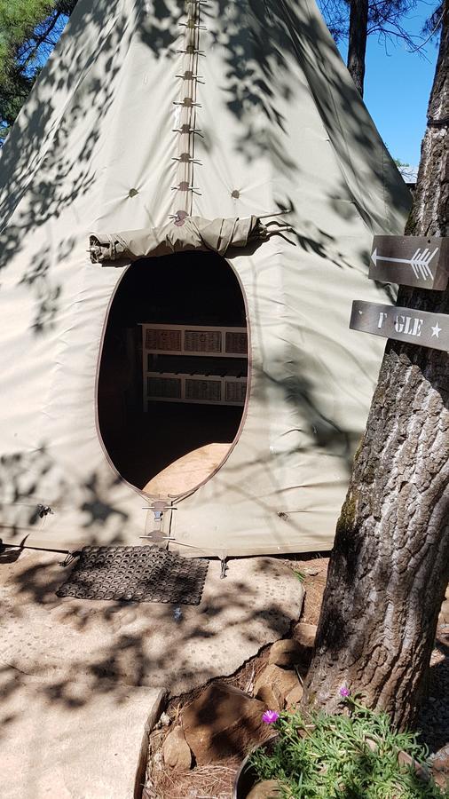 Nguni Moon Tepee Camp Hotel Underberg Exterior photo