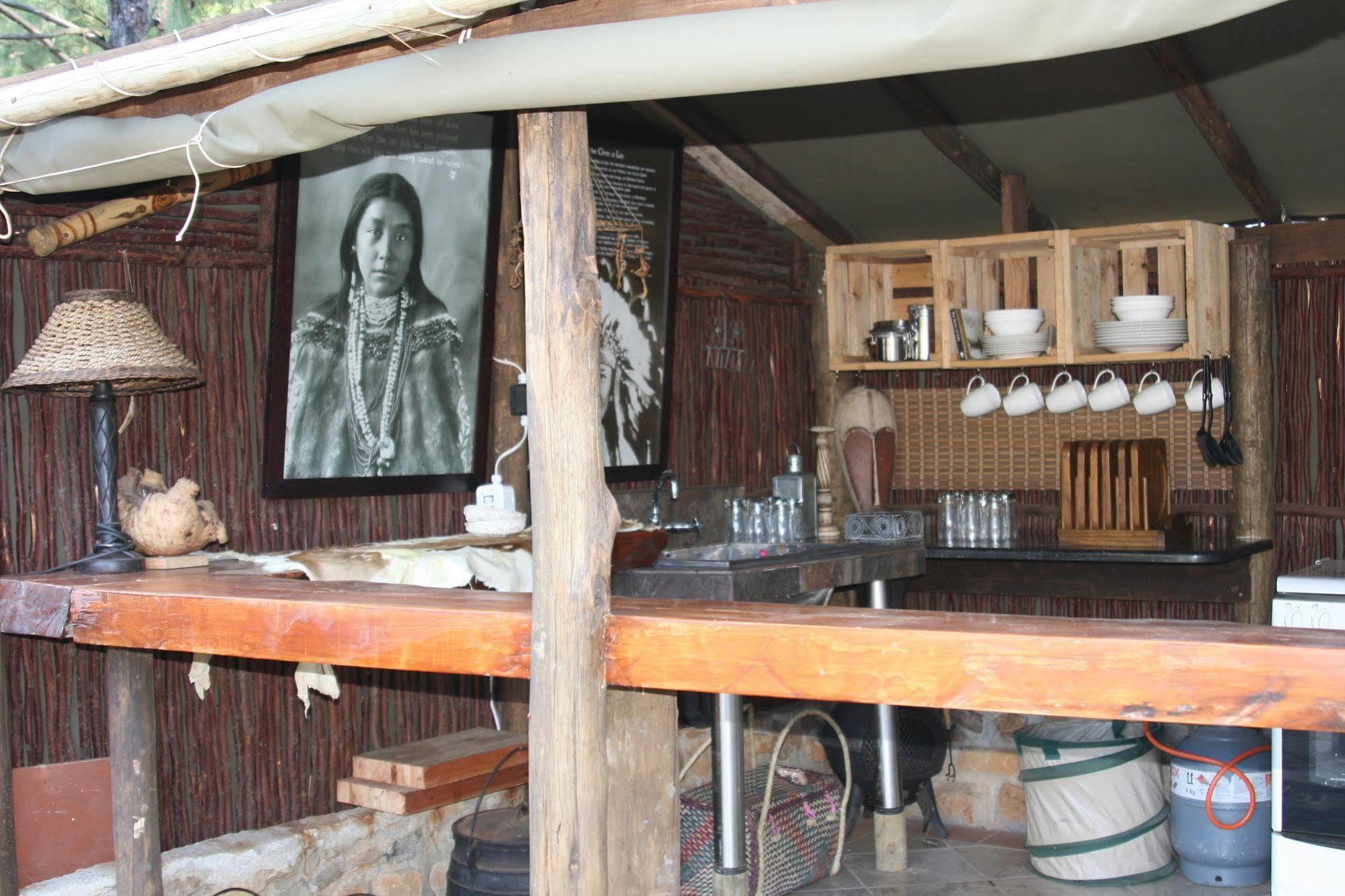 Nguni Moon Tepee Camp Hotel Underberg Exterior photo